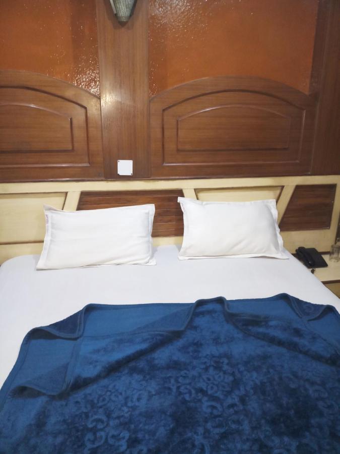 Hotel Diplomat Inn New Delhi Exterior foto