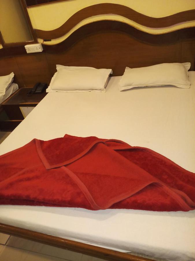Hotel Diplomat Inn New Delhi Exterior foto