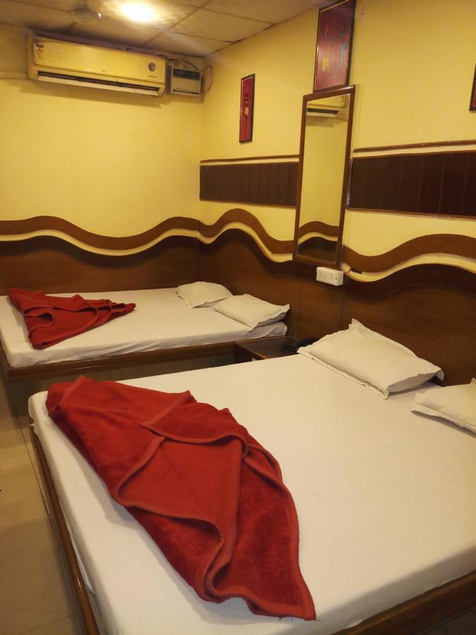 Hotel Diplomat Inn New Delhi Exterior foto